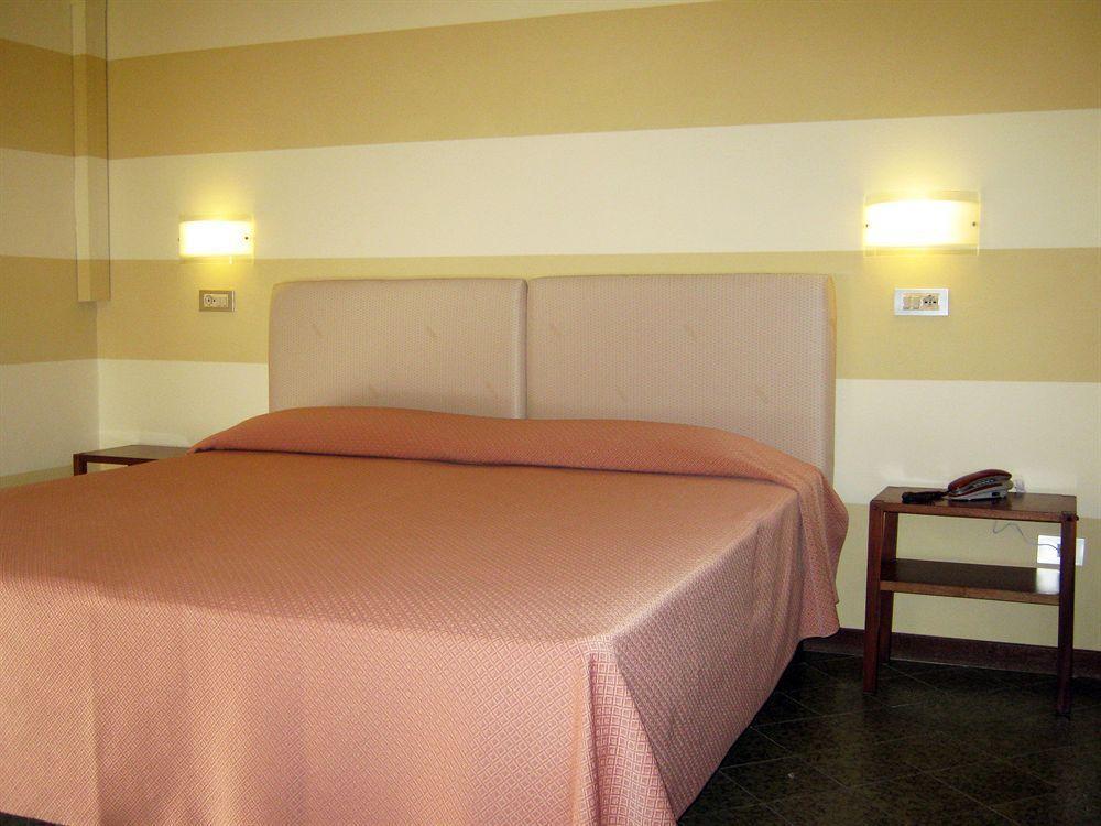Hotel Reale Монтекатини-Терме Экстерьер фото